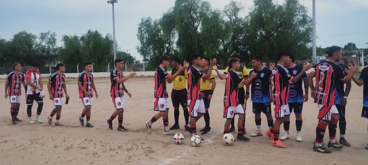 Defensores de Esquiú ganó en Recreo y debutó con triunfo en el Provincial.