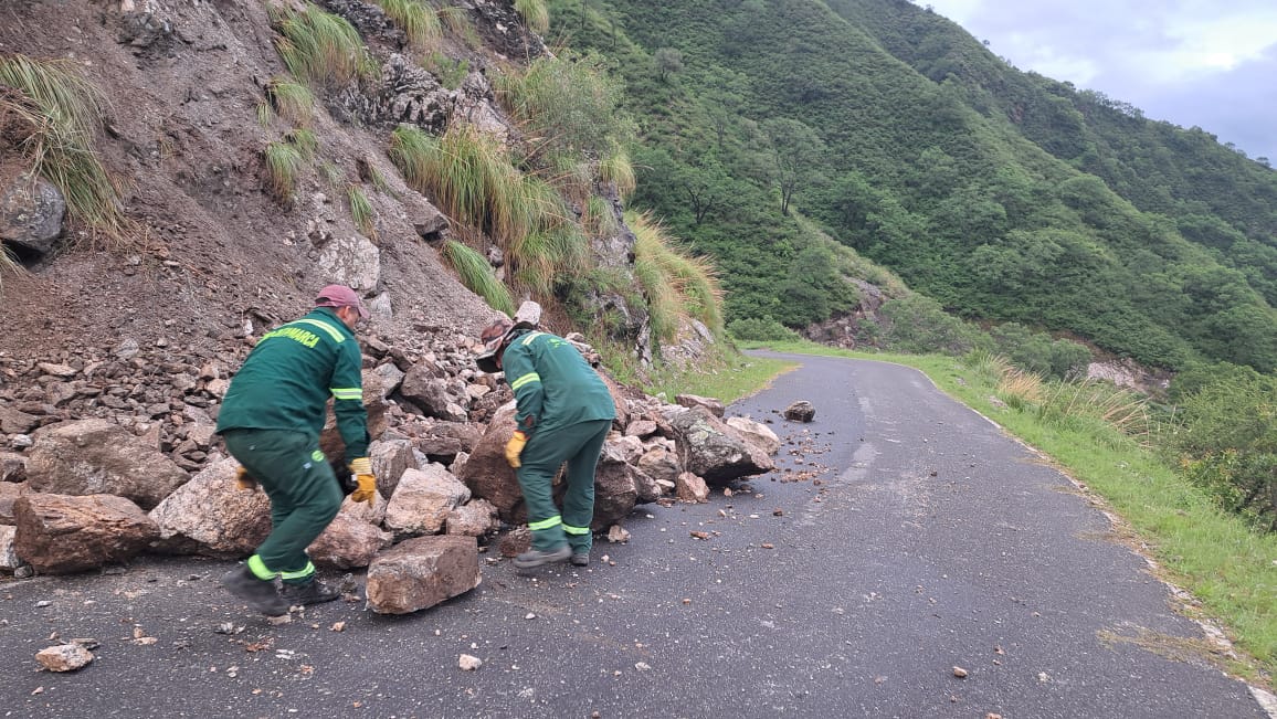 Estado de rutas provinciales: cortes por derrumbes y crecidas en Andalgalá y Capayán.