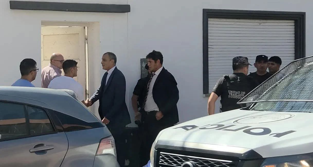 Indagaron al Subcomisario implicado en el asalto al rapipago.