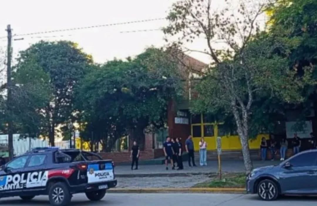 Conmoción en Santa Fe: investigan un violento hecho en una escuela de San Cristóbal.