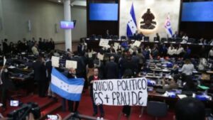 Juicio político en Honduras: ya son ocho los funcionarios destituidos por el Congreso.<br>
