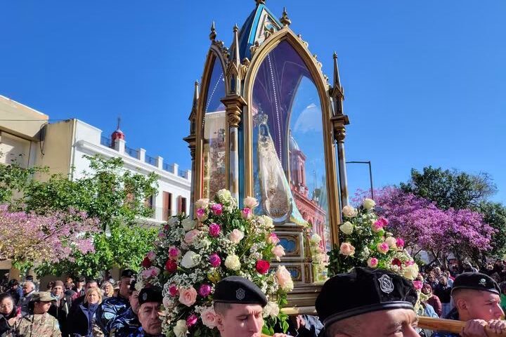 Catamarca volvió a agradecer a la Virgen del Valle a 22 años del sismo.