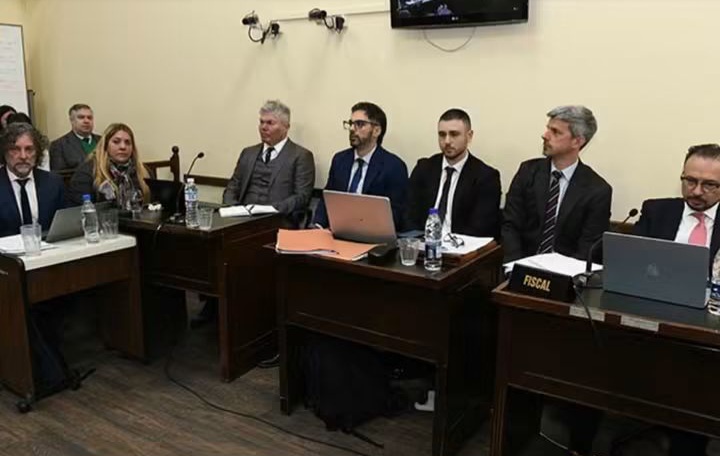 Se reanudó el juicio contra Pity Álvarez y declaran médicos forenses.