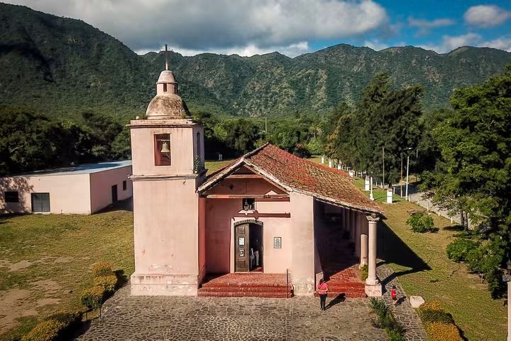 El Señor de los Milagros, una joya colonial que mantiene viva la identidad de FME.