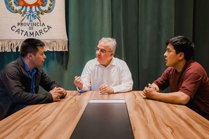 Jalil recibió a caciques de Belén y proyectan nuevas obras viales.