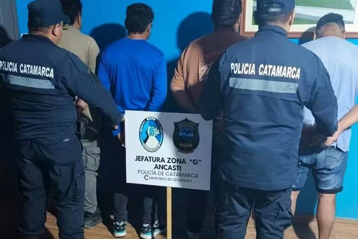 Cuatro aprehendidos por el intento de robo de un ternero.