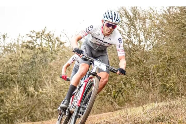 Fernando Contreras conquistó un oro histórico para Argentina en mountain bike.