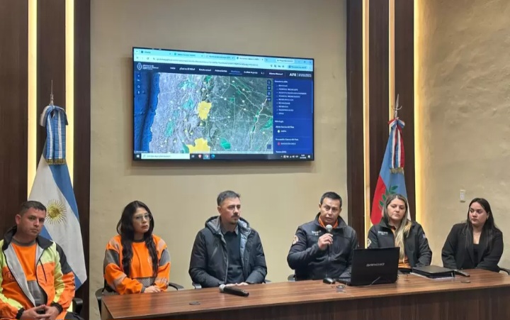 Catamarca refuerza la prevención ante el avance del fenómeno de El Niño.