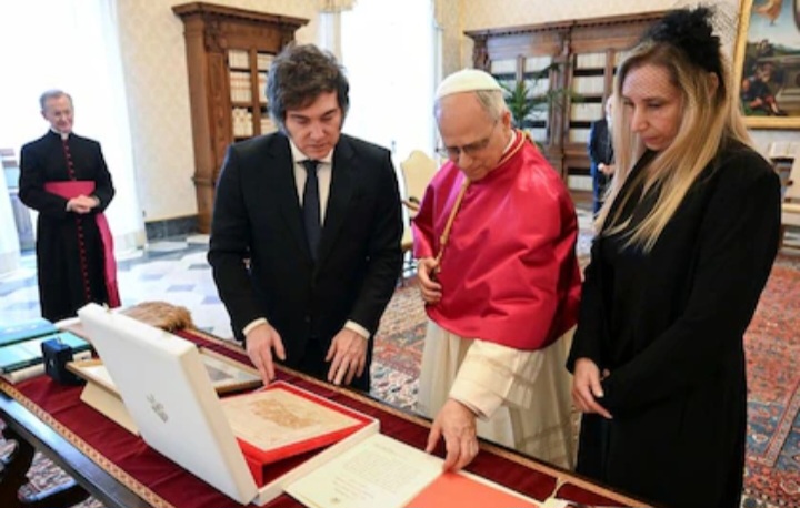 El Gobierno define el operativo por la visita de León XIV y analiza feriados.