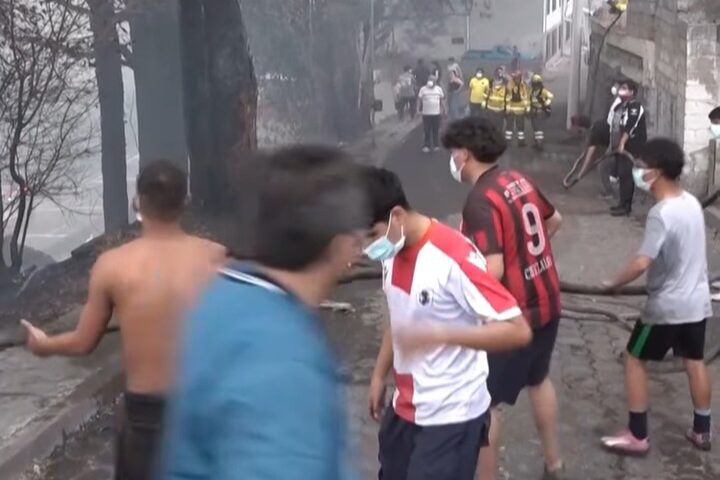 Nueve incendios golpearon a Quito y unas 200 hectáreas fueron afectadas.