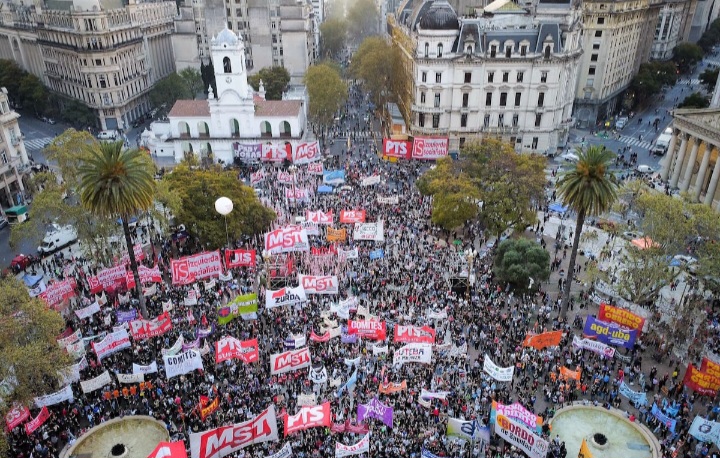 La Marcha de la Bronca, se hizo sentir.