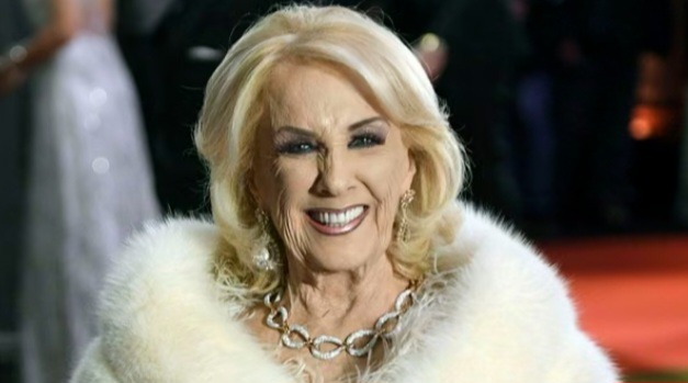 Mirtha Legrand evoluciona favorablemente y seguirá internada.