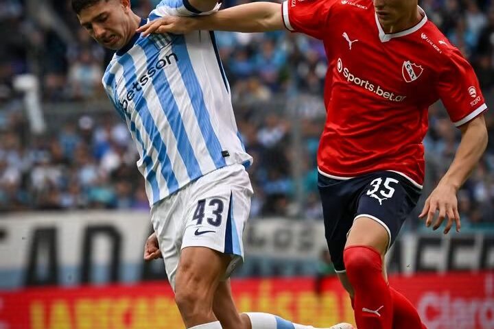 Racing empató el clásico ante Independiente y el Cilindro estalló en silbidos y reproches.