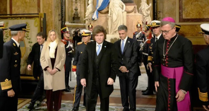 El Gobierno prepara una nueva reunión con la Iglesia antes de la visita de León XIV.